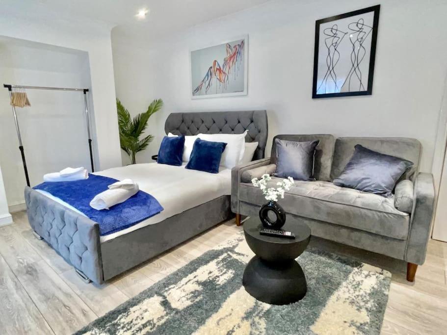 Stylish Cosy Studio Apartment 그레이브젠드 외부 사진